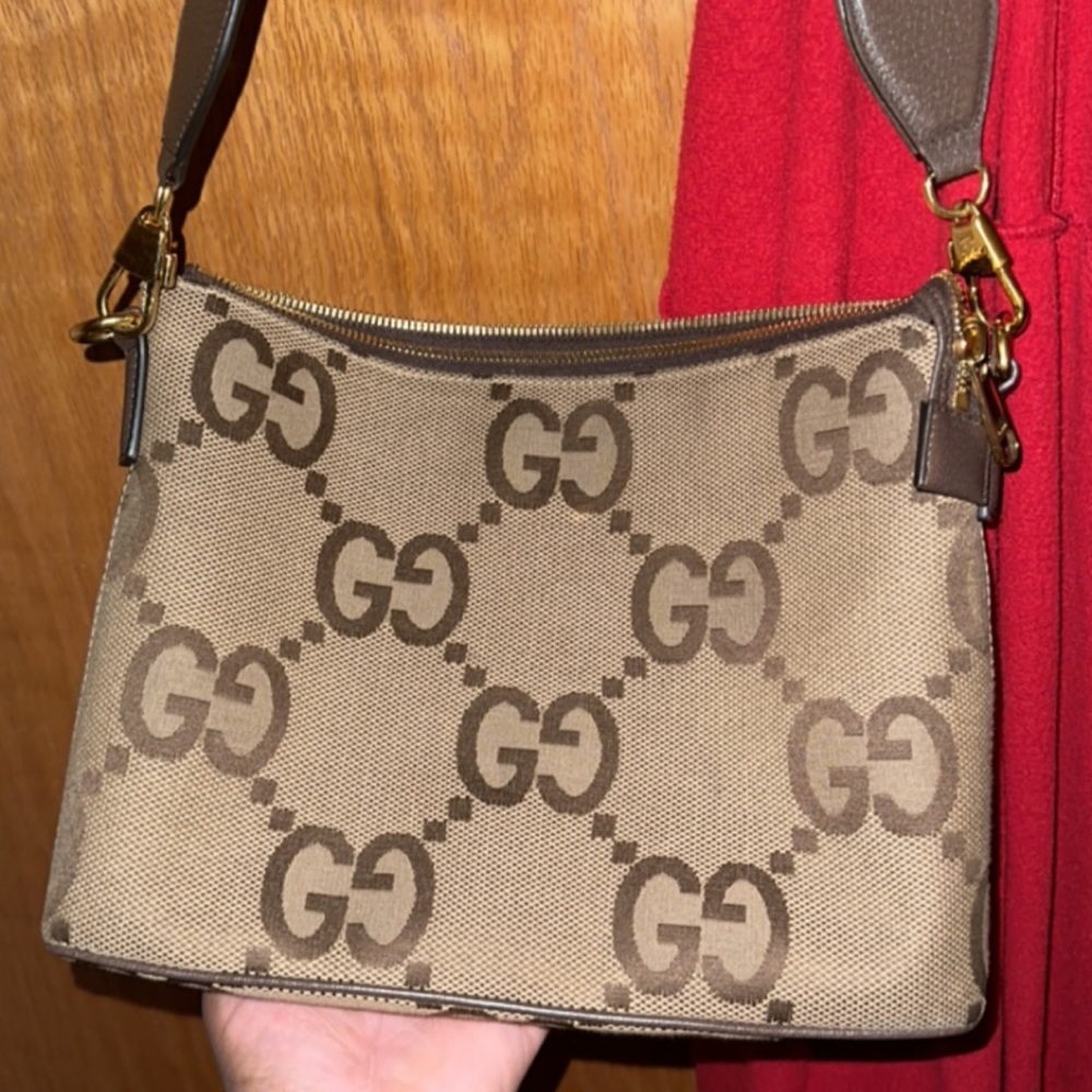 JUMBO GG MESSENGER BAG GREAT CONDITION (Comes With Box)